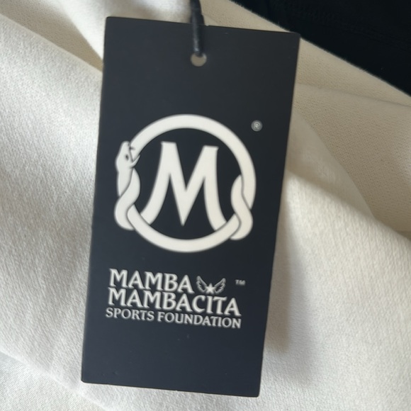 NEW w Tags Mamba & Mambacita Women’s Sweatshirt White - Picture 3 of 3